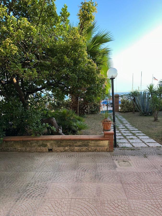 Il Viandante Sul Mare Lejlighed Salerno Eksteriør billede
